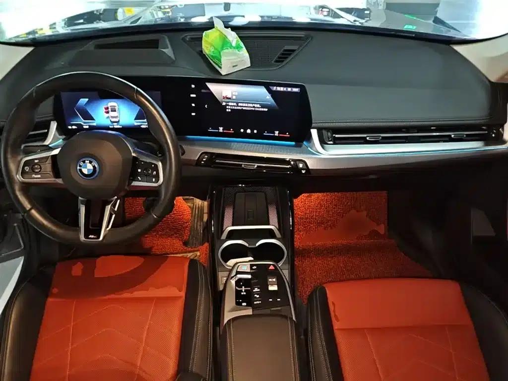 BMW iX1 2025 xDrive30L X Design Package — миниатюра 10