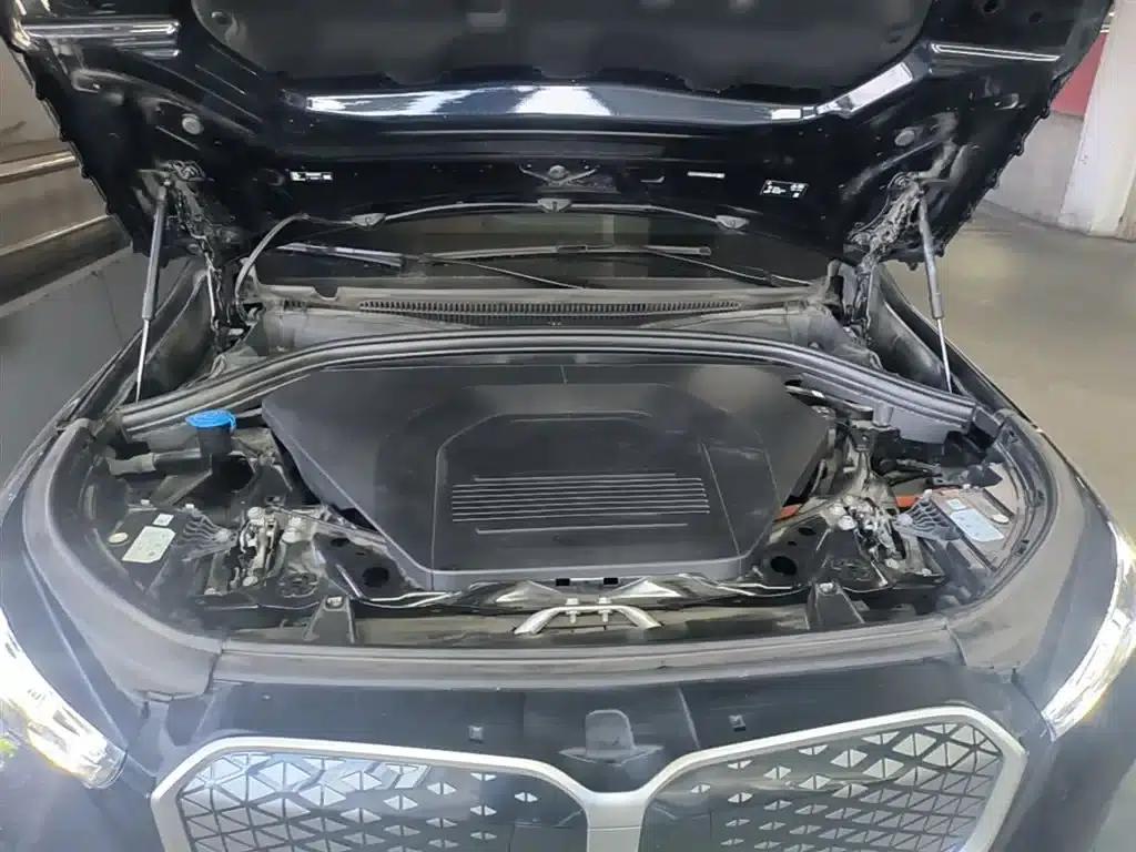 BMW iX1 2023 eDrive25L M Sport Package — миниатюра 20