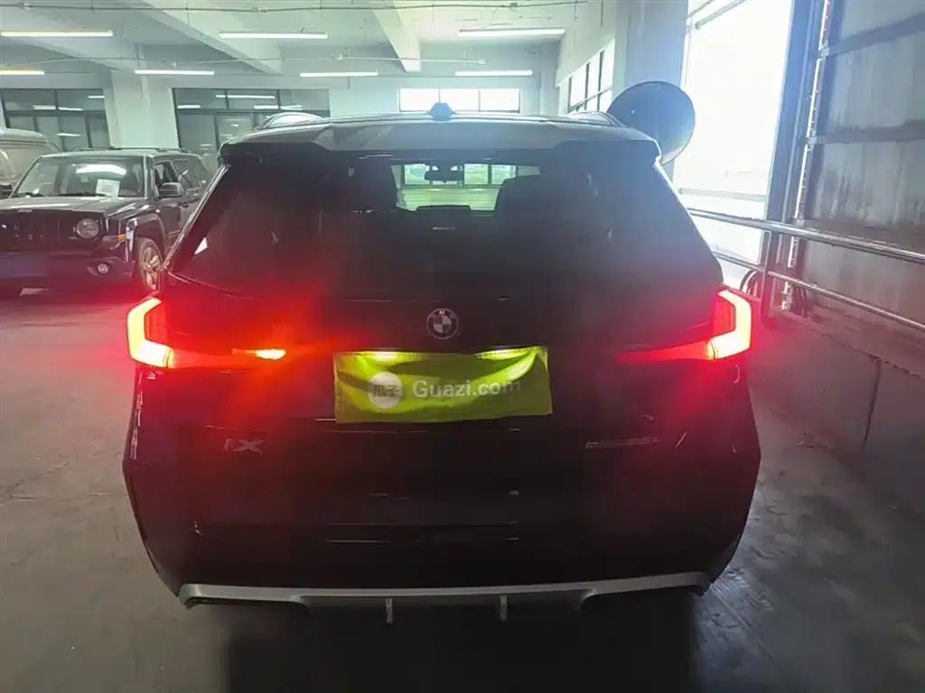 BMW iX1 2023 eDrive25L M Sport Package — миниатюра 6