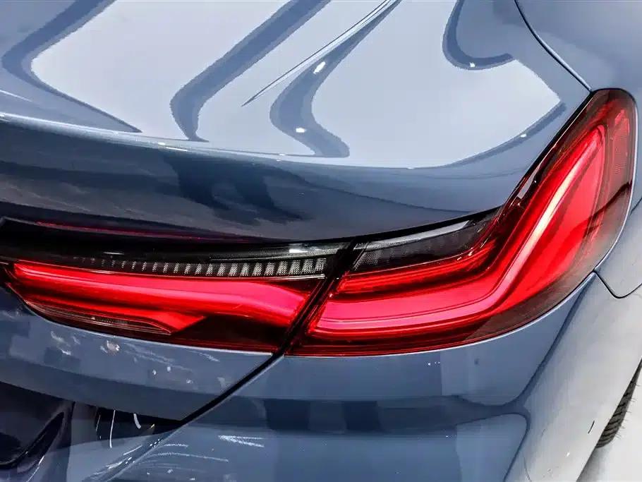 2021 BMW 8 Series Facelift 840i Coupe with M Sport Package — миниатюра 34