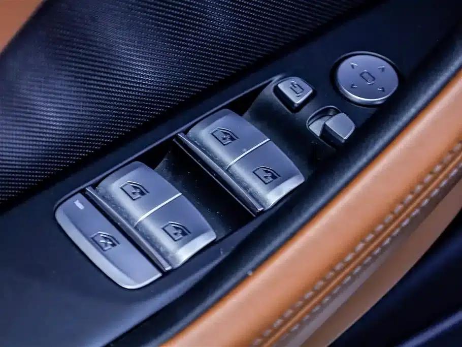 2021 BMW 8 Series Facelift 840i Coupe with M Sport Package — миниатюра 12