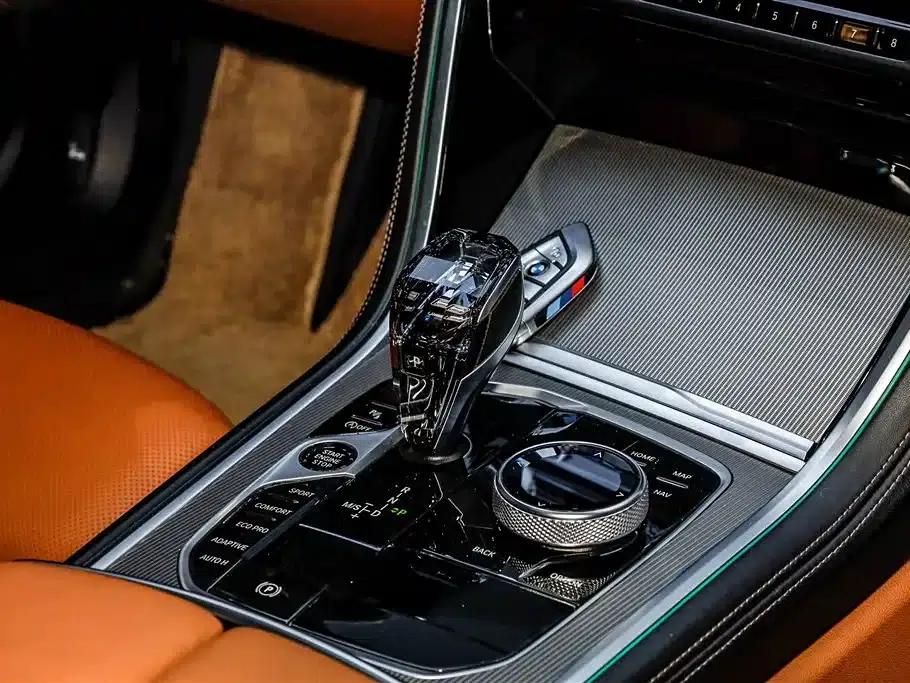 2021 BMW 8 Series Facelift 840i Coupe with M Sport Package — миниатюра 30