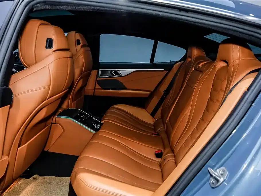 2021 BMW 8 Series Facelift 840i Coupe with M Sport Package — миниатюра 10