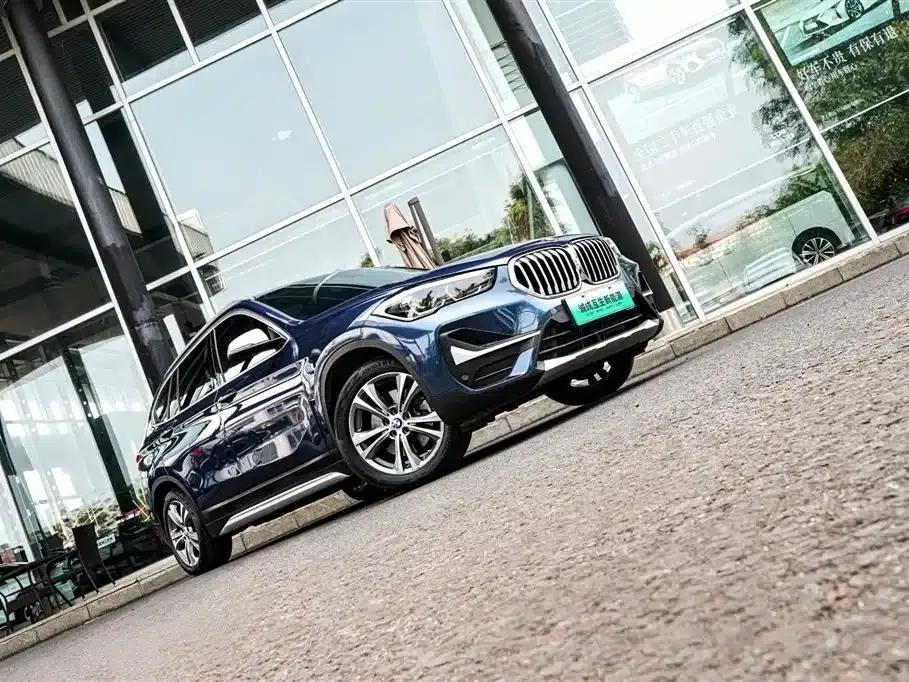 BMW X1 PHEV 2021 xDrive30Le Premium — миниатюра 4
