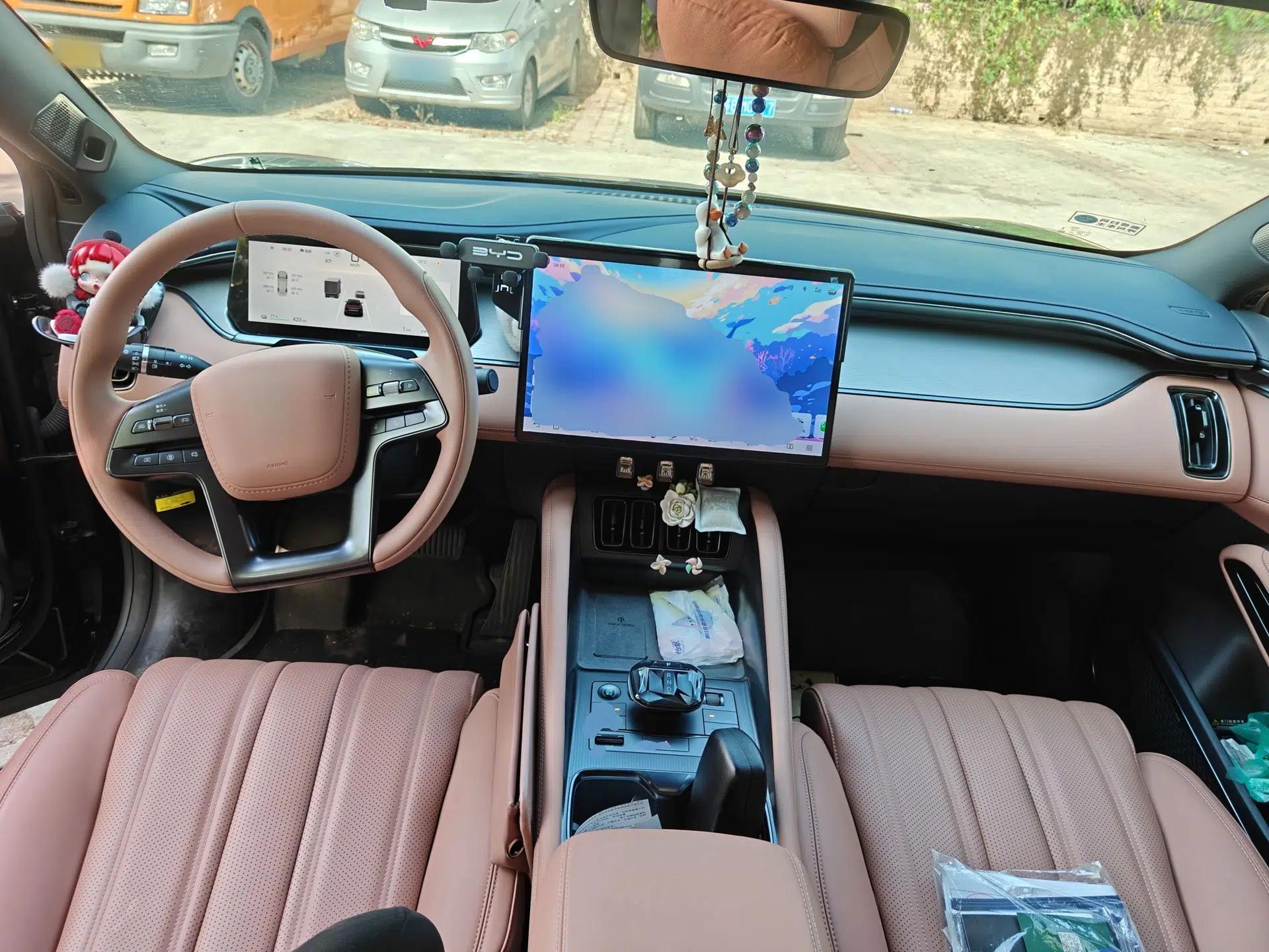 BYD Song L EV 2024 550 km Excellence Version — миниатюра 10