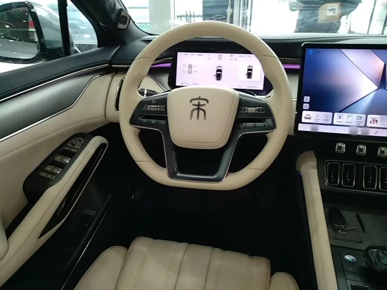 BYD Song L EV 2025 662 km Advanced Intelligent Driving Version — миниатюра 13