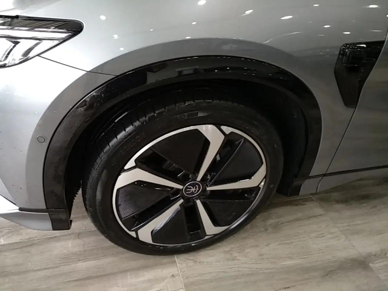 BYD Song L EV 2025 662 km Advanced Intelligent Driving Version — миниатюра 9