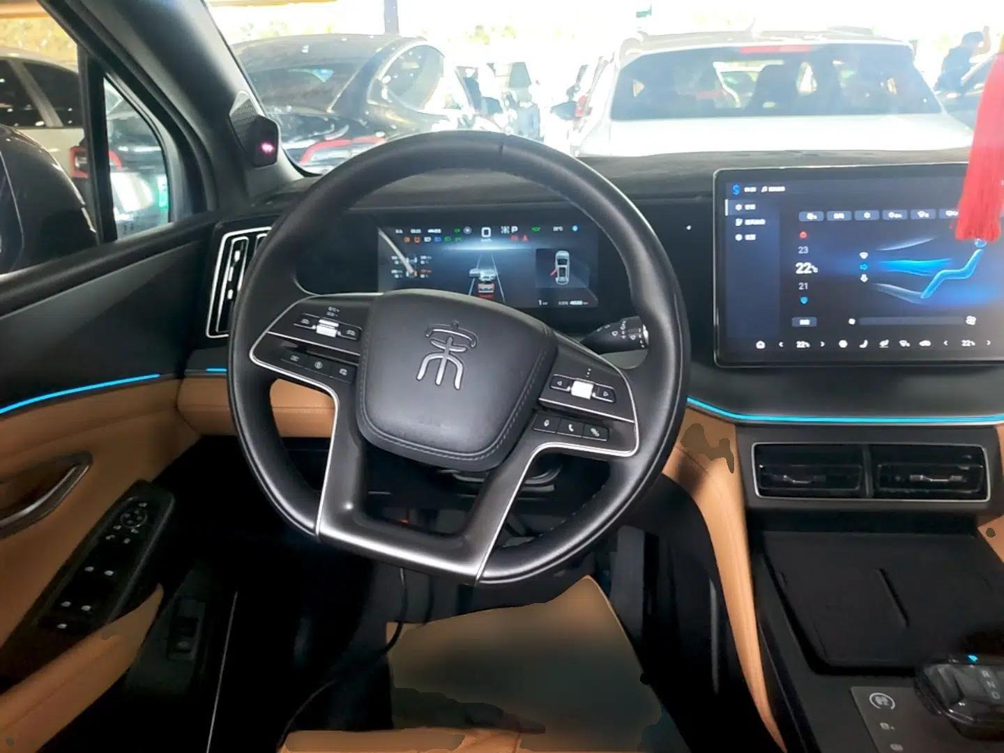 BYD Song L DM-i 2024 112 km Beyond Edition — миниатюра 14