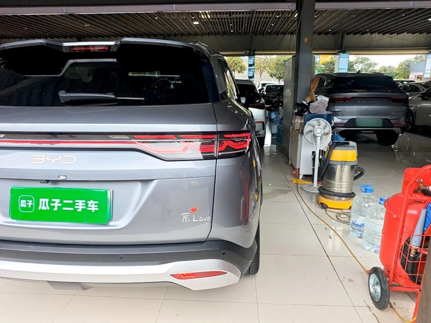 BYD Song L DM-i 2024 112 km Beyond Edition — миниатюра 7
