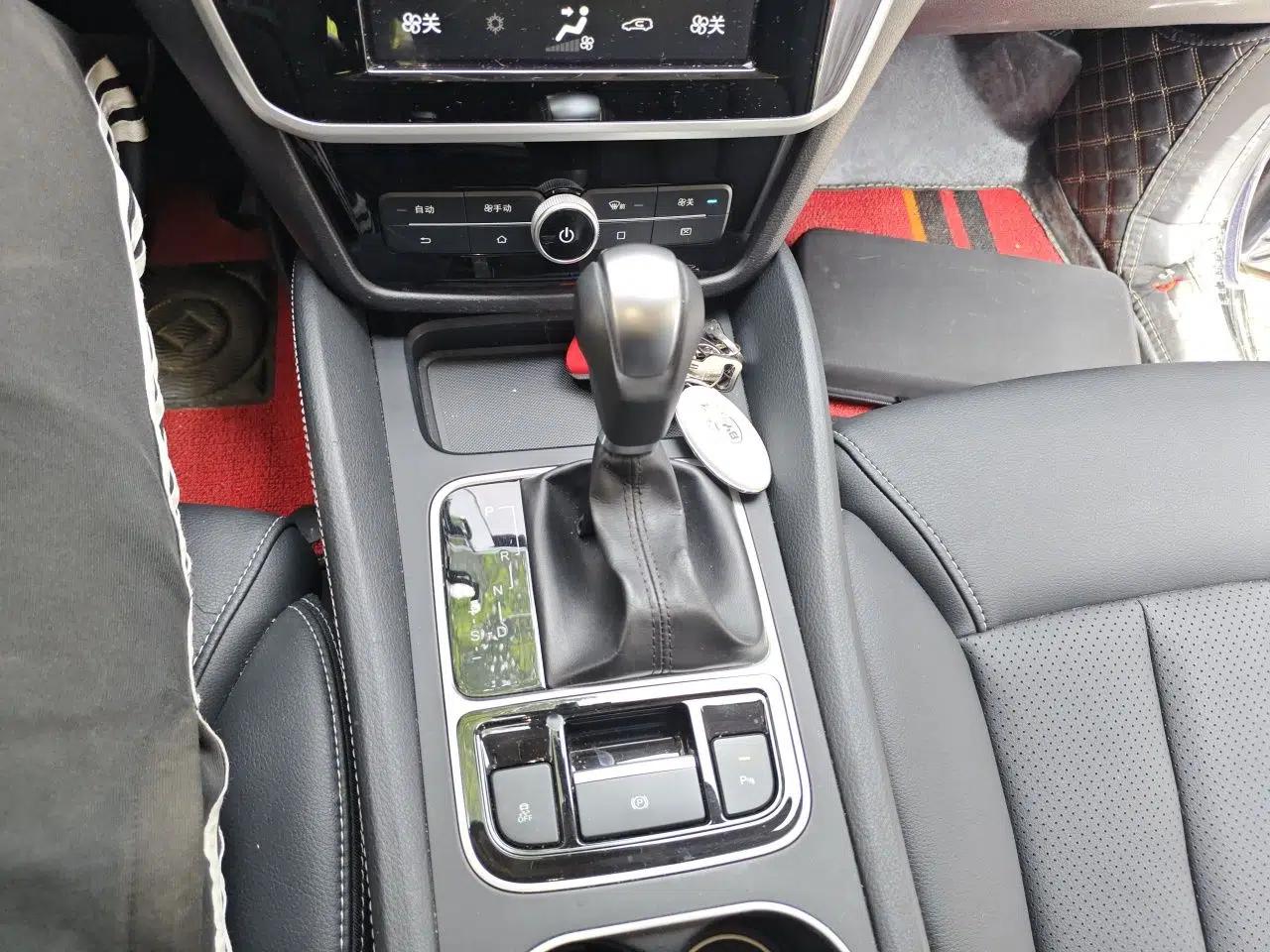 BYD Song MAX 2018 1.5T Automatic Smart Connect Flagship Model 6 Seats — миниатюра 15