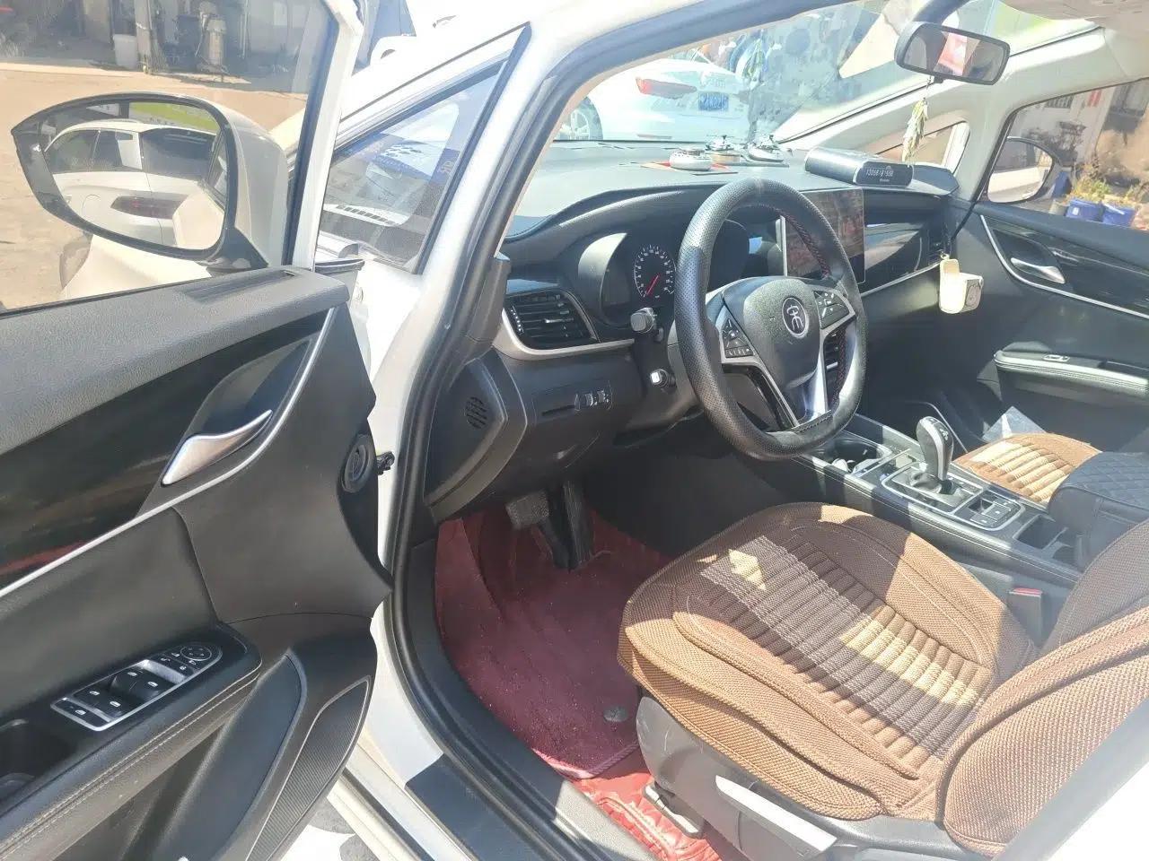 BYD Song MAX 2019 1.5T Automatic Smart Connect Ruiyi Sunroof Model 7 Seats China VI Standard — миниатюра 17