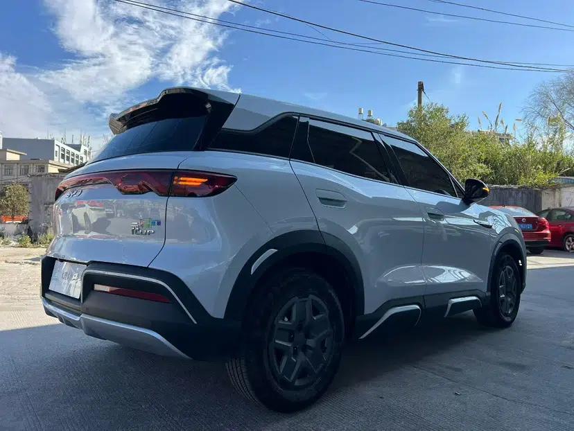 BYD Yuan UP 2024 401 km Active Version — миниатюра 4
