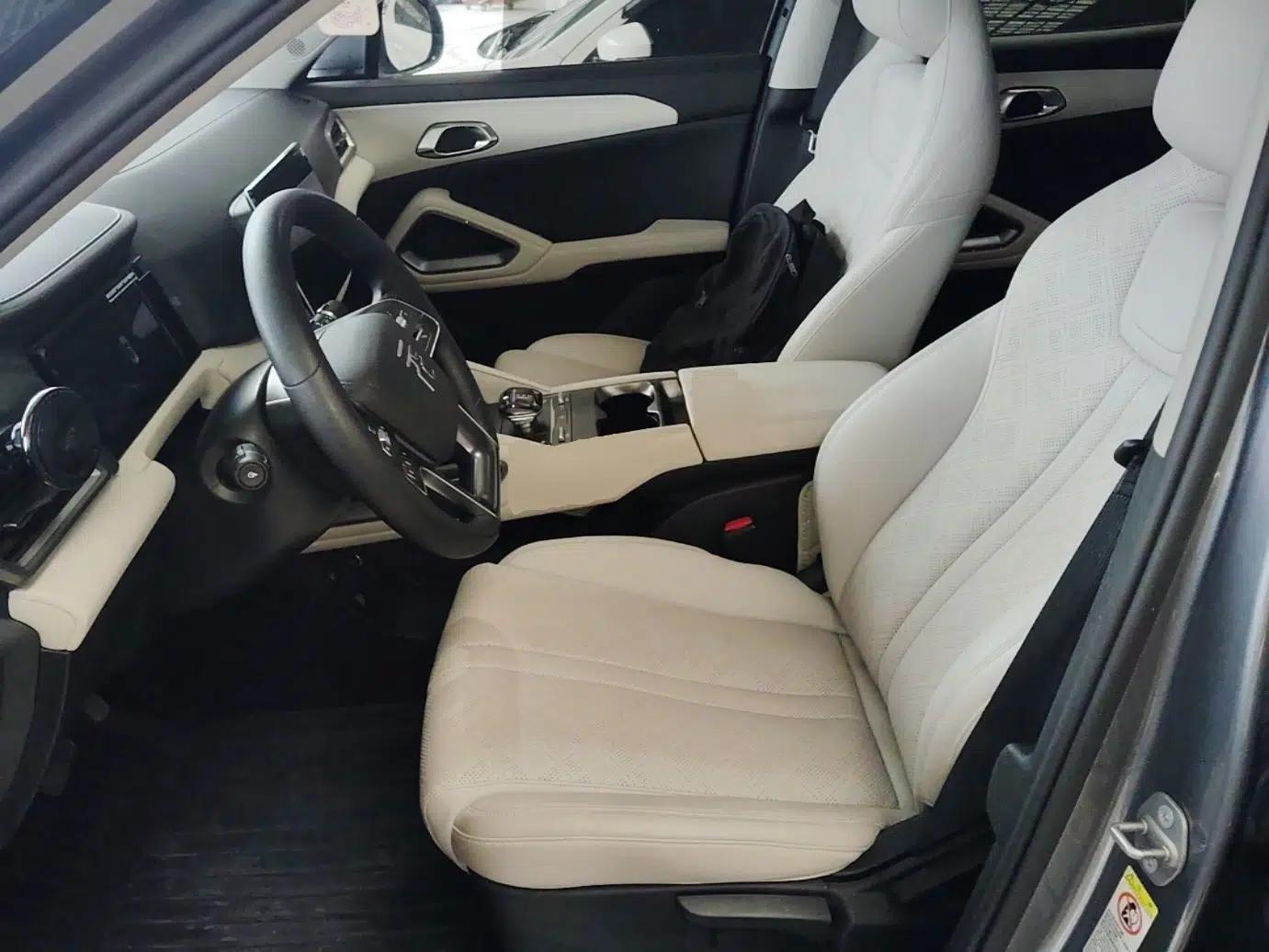 BYD Yuan UP 2024 401 km Active Version — миниатюра 18