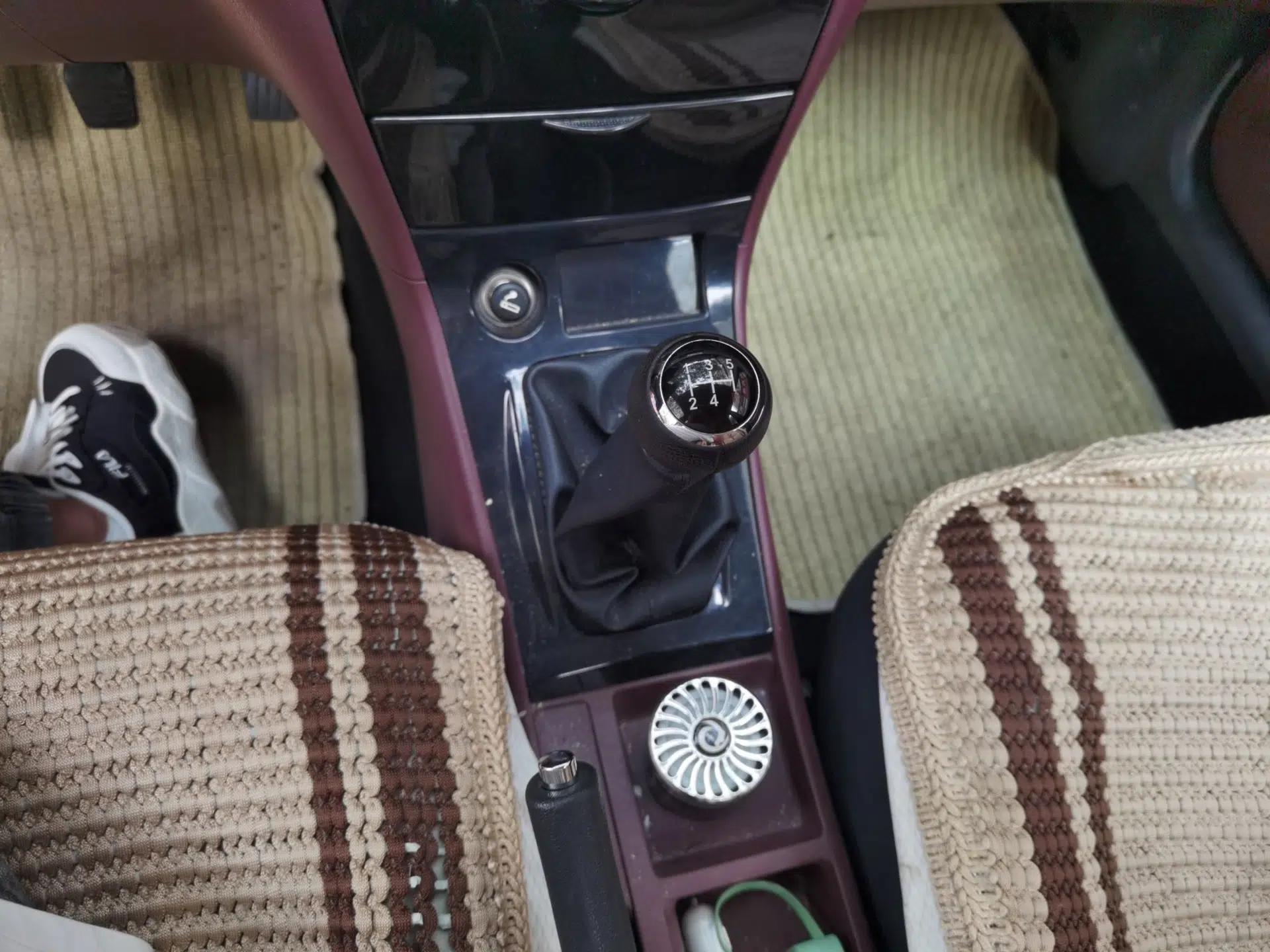 BYD F3 2016 1.5L Manual Comfort Model — миниатюра 15