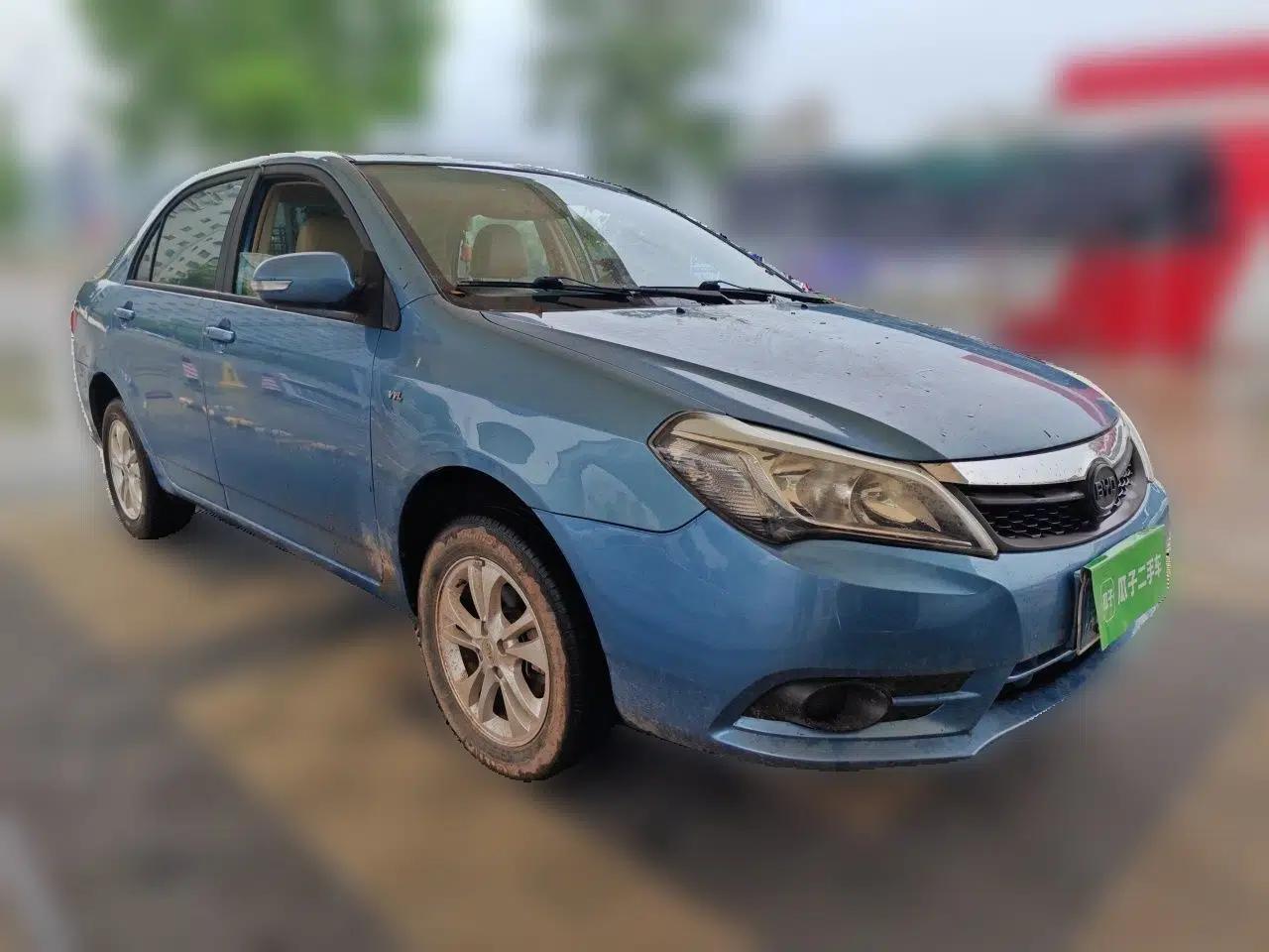 BYD F3 2014 1.5L Manual Luxury Model — миниатюра 3
