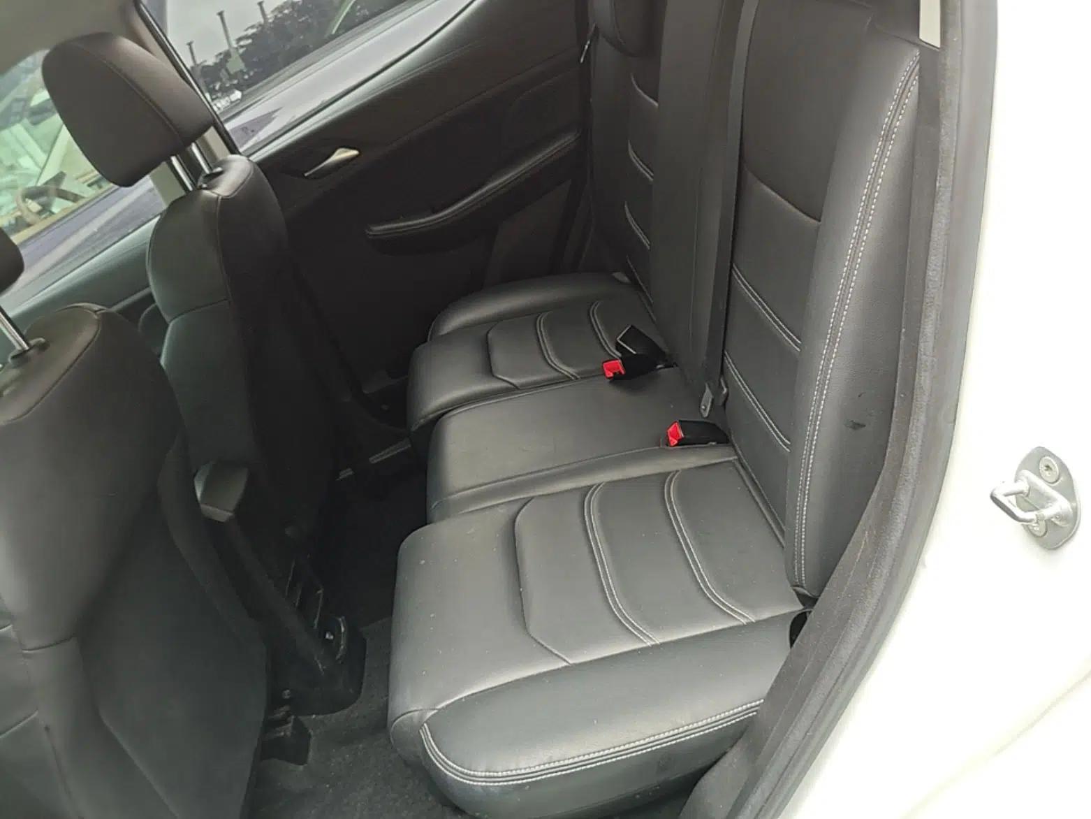BYD Yuan New Energy 2019 EV360 Smart Connect Enjoyment Model — миниатюра 20