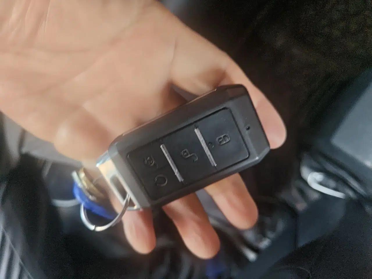 BYD Yuan New Energy 2019 EV535 Smart Connect Trendsetting Model — миниатюра 9