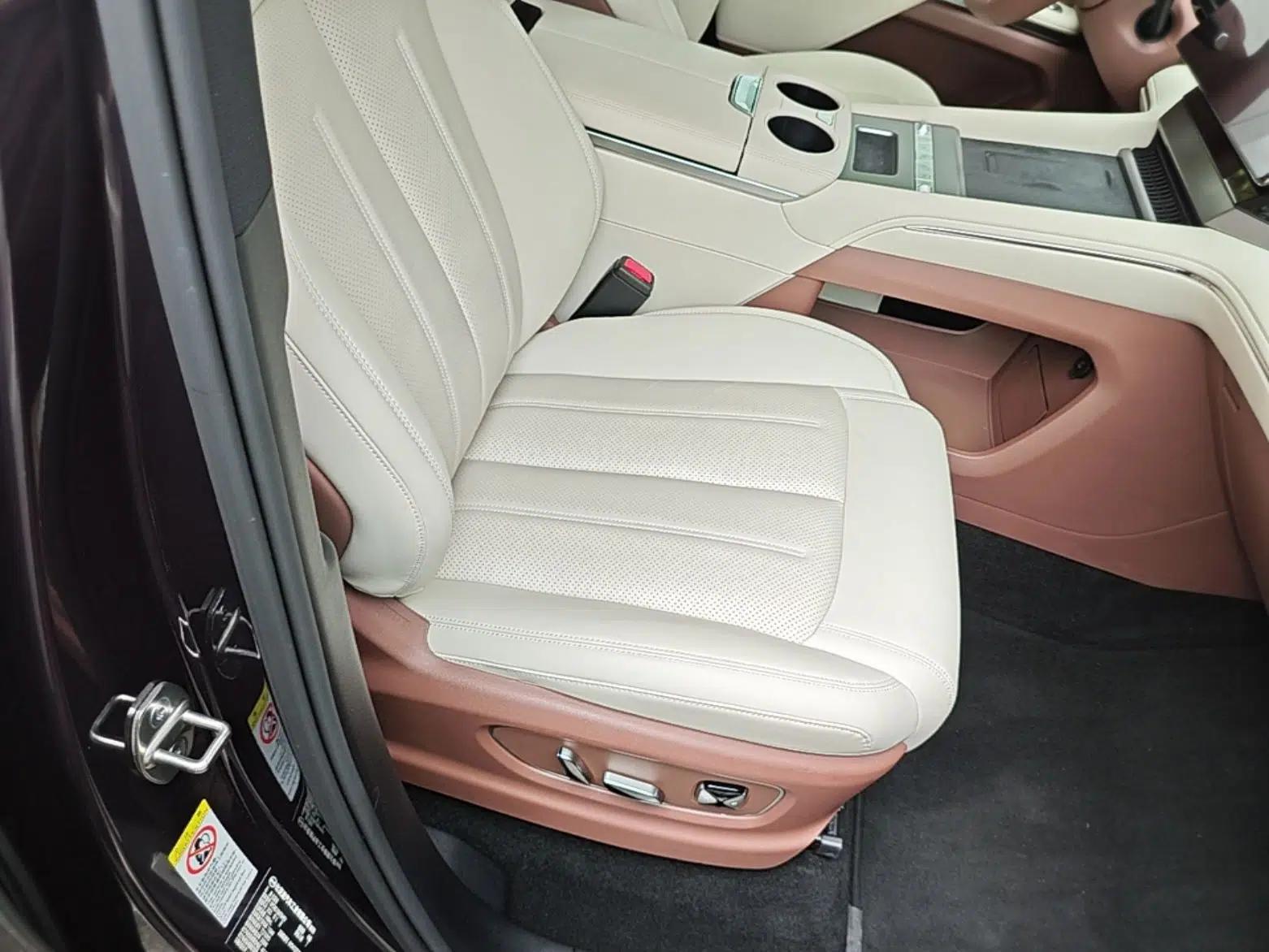 BYD Xia 2025 DM-i 1.5T 180km Excellence Model — миниатюра 23