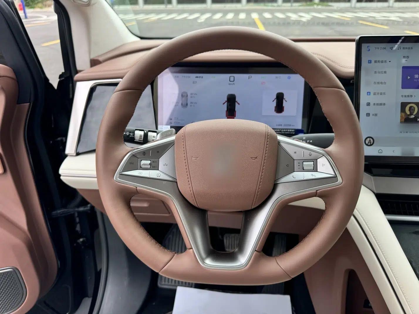 BYD Xia 2025 DM-i 1.5T 100km Supreme Edition — миниатюра 11