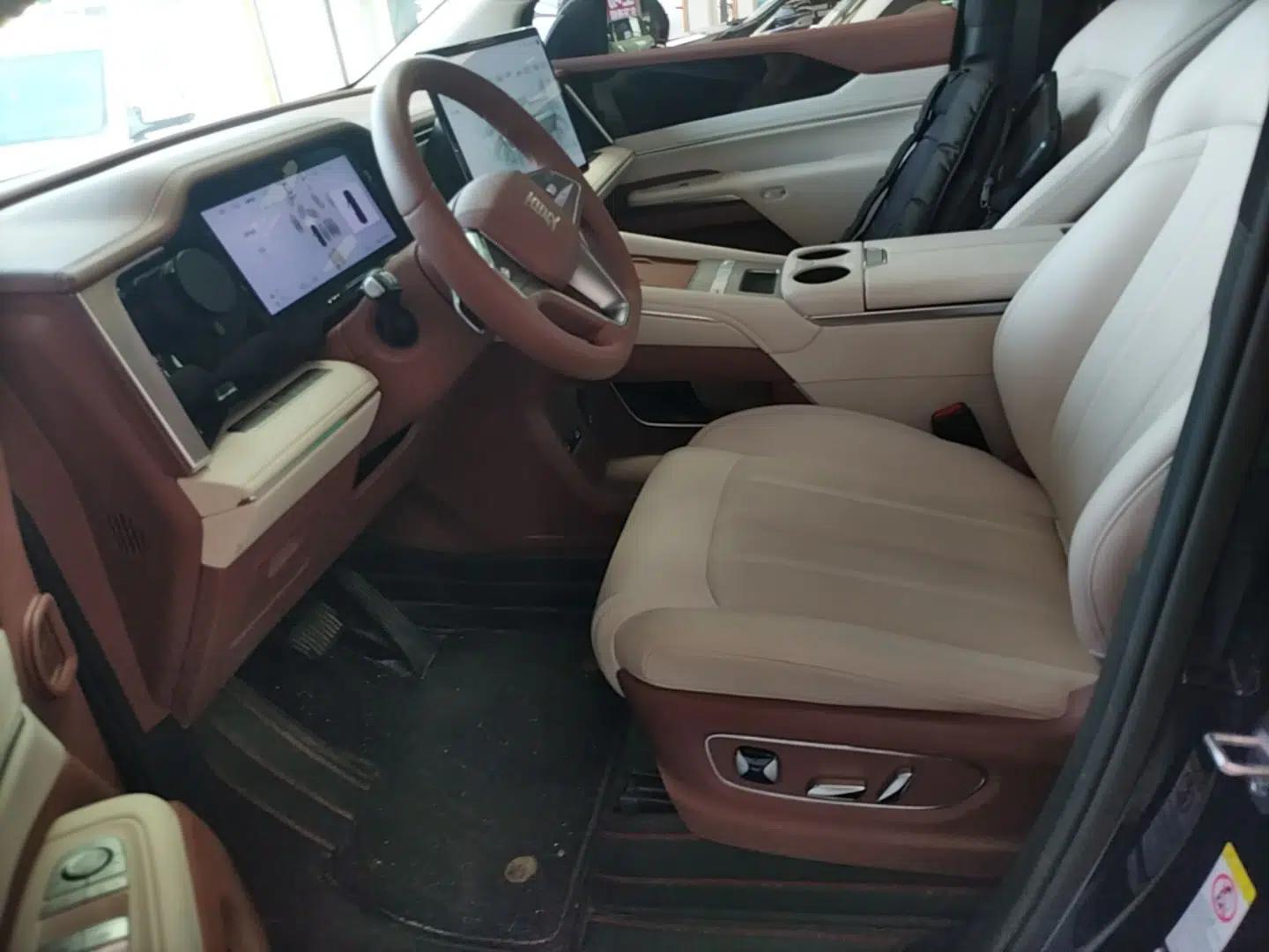 BYD Xia 2025 DM-i 1.5T 180km Beyond Edition — миниатюра 18