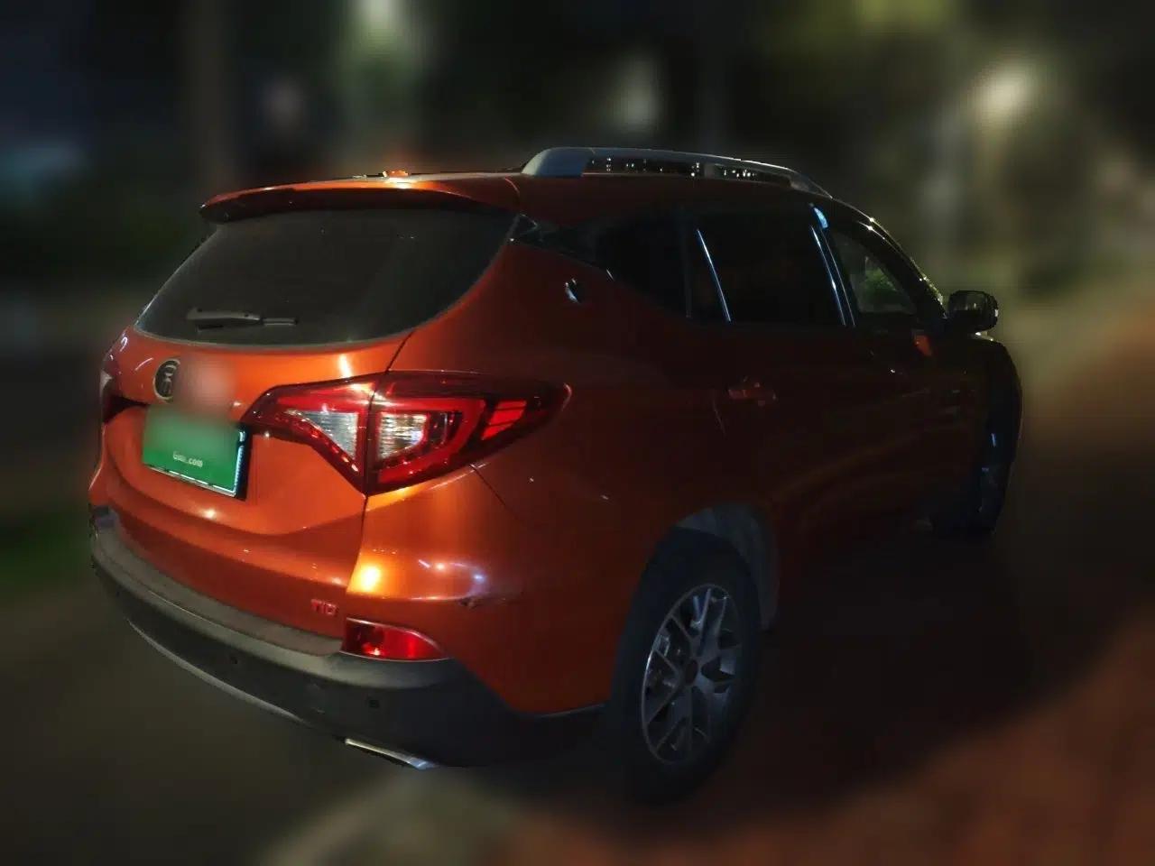 BYD Song 2017 Gaishe Upgrade Edition 1.5TID Automatic Elite Model — миниатюра 6