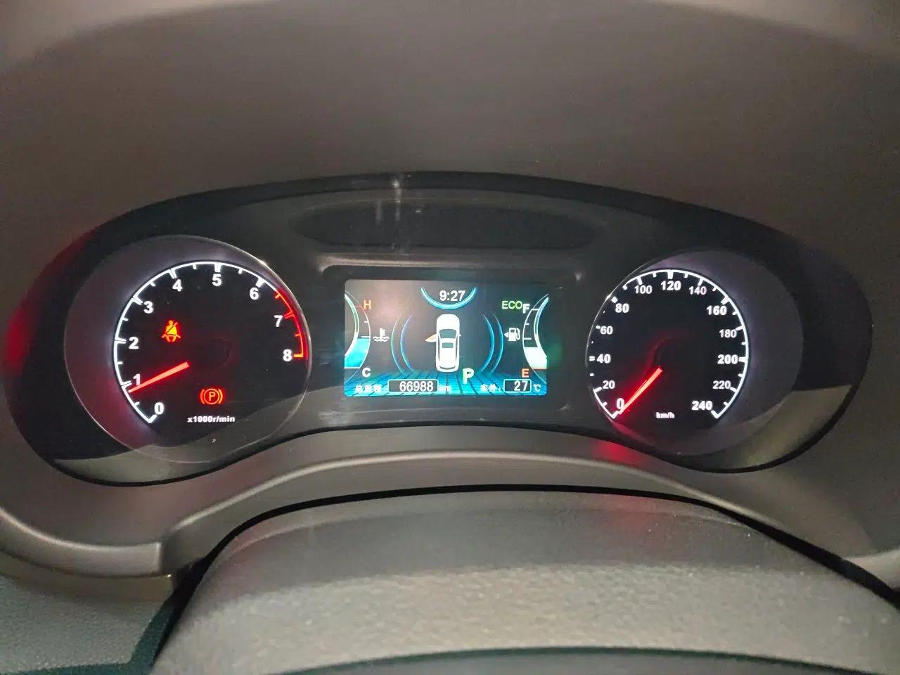 BYD Song 2016 GaiShi Edition 1.5TID Automatic Elite Model — миниатюра 12