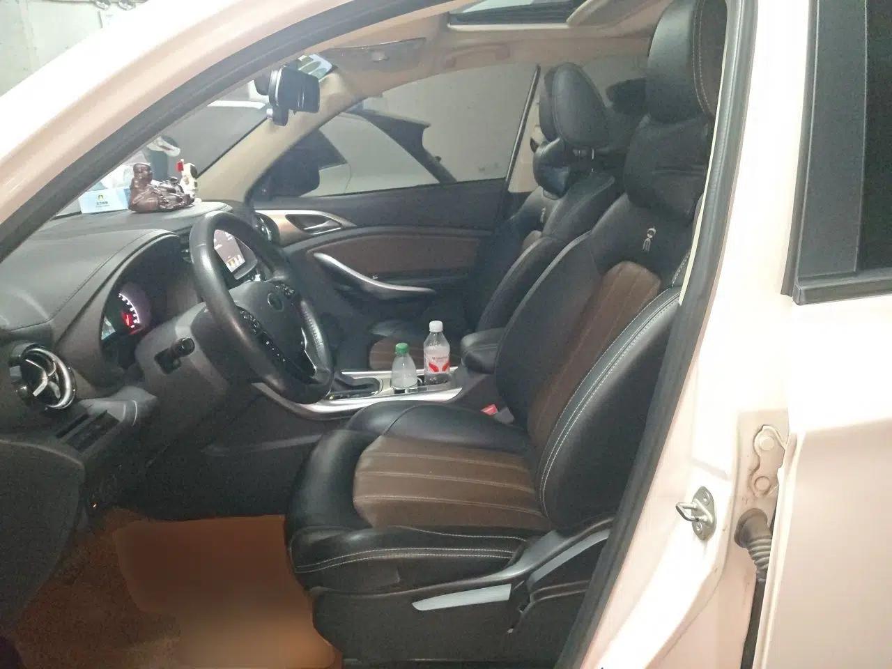 BYD Song 2016 GaiShi Edition 1.5TID Automatic Elite Model — миниатюра 16