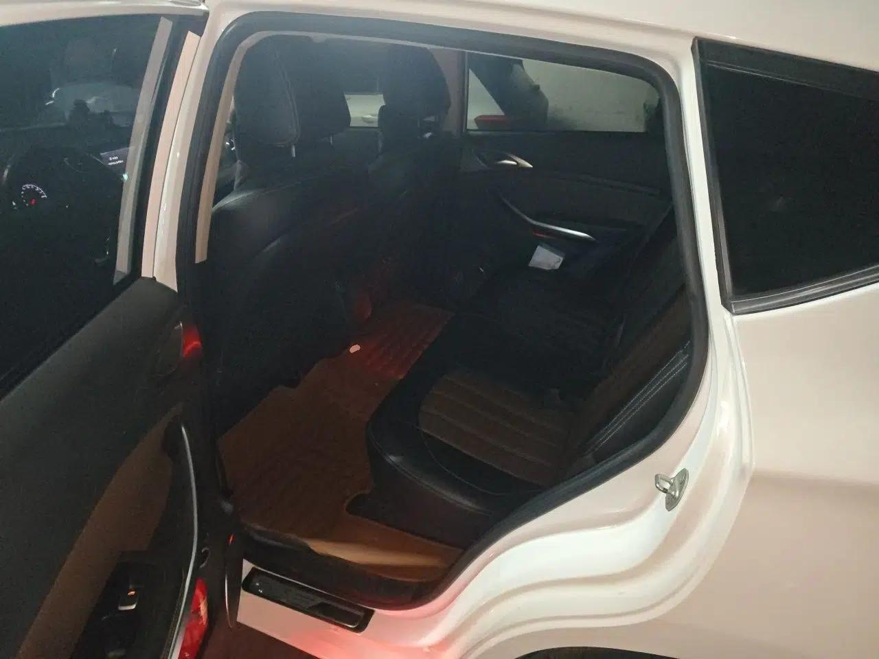 BYD Song 2016 GaiShi Edition 1.5TID Automatic Elite Model — миниатюра 18