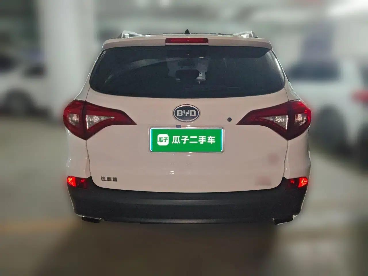 BYD Song 2016 GaiShi Edition 1.5TID Automatic Elite Model — миниатюра 5