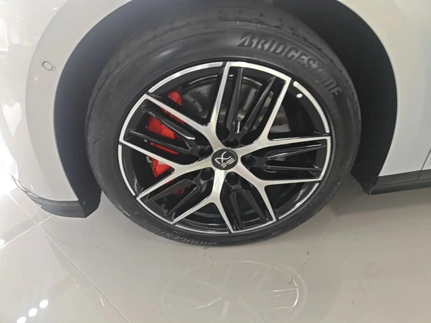 BYD Han L 2025 EV Four-Wheel Drive LiDAR Flagship Model — миниатюра 8