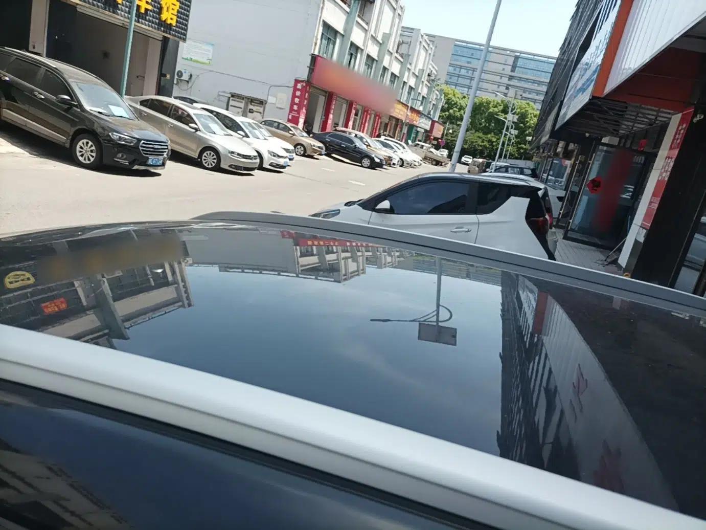 BYD e2 2020 Upgraded Version Long-Range Edition Luxury Model — миниатюра 11