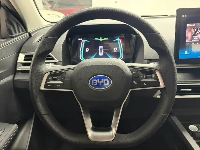BYD e2 2021 Comfort Model — миниатюра 20