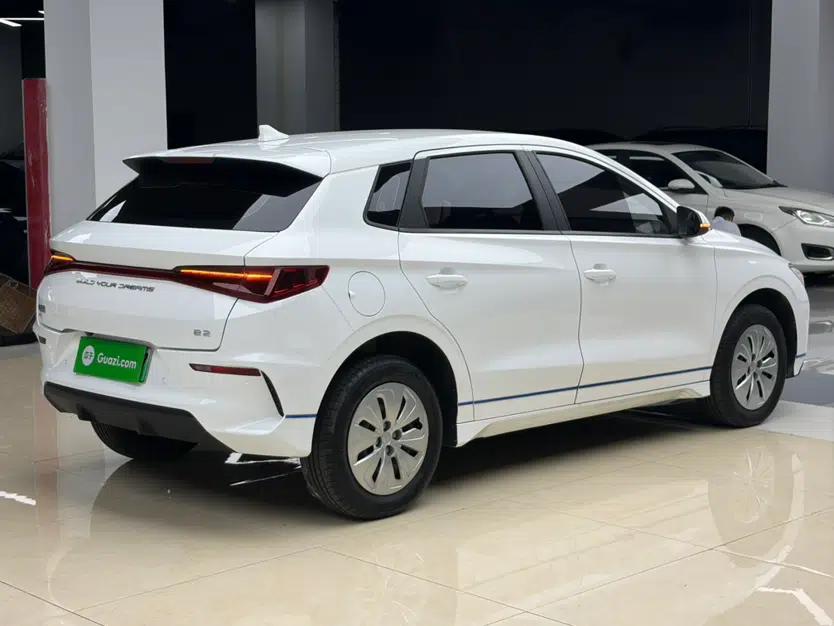 BYD e2 2021 Comfort Model — миниатюра 9