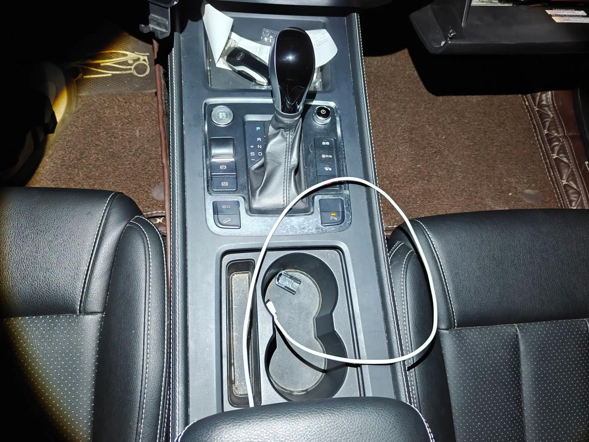 BYD Tang 2018 2.0T Automatic SmartConnect Luxury 7-Seater China V Emission Standard — миниатюра 11