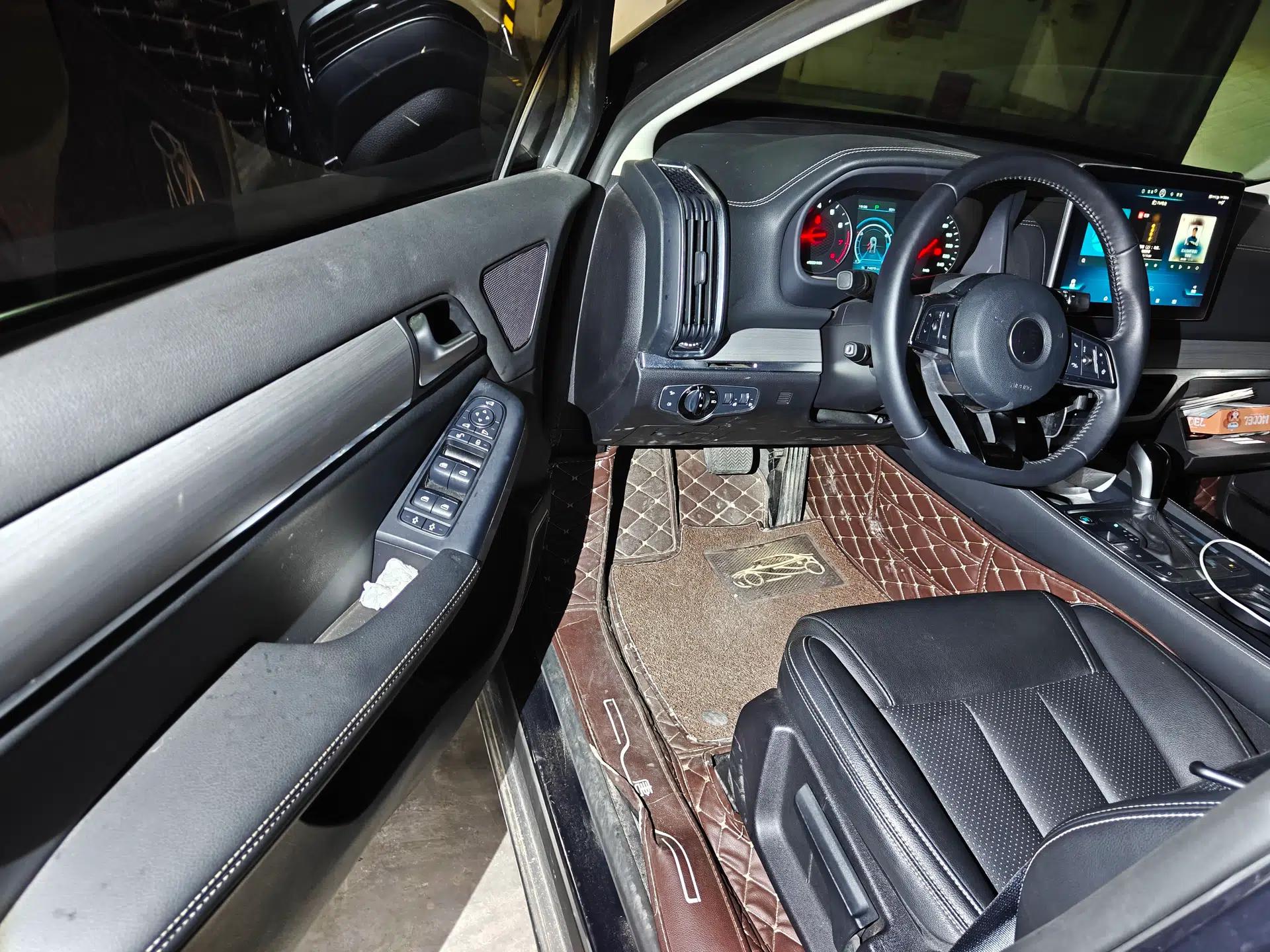 BYD Tang 2018 2.0T Automatic SmartConnect Luxury 7-Seater China V Emission Standard — миниатюра 13