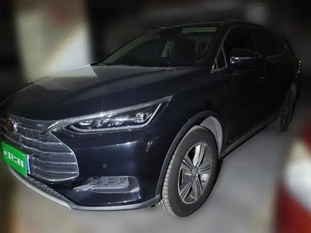 BYD Tang 2018 2.0T Automatic SmartConnect Luxury 7-Seater China V Emission Standard