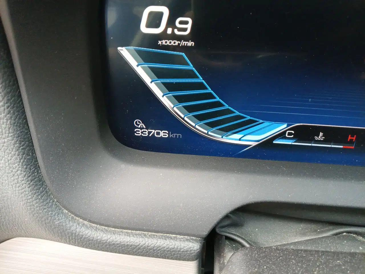 BYD Tang 2018 2.0T Automatic SmartConnect Prestige 7-Seater China V Standard — миниатюра 13