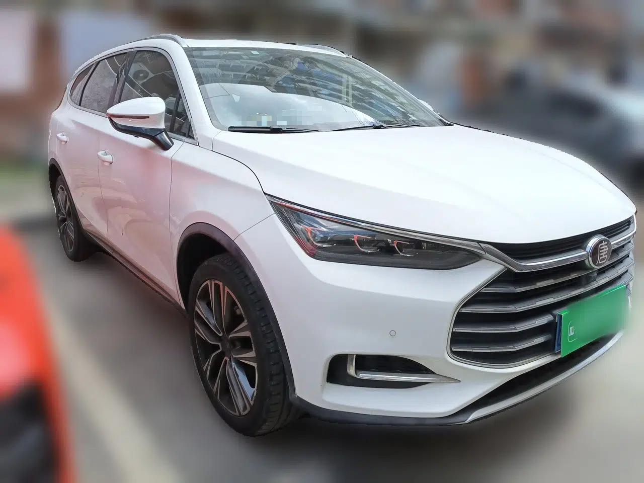 BYD Tang 2018 2.0T Automatic SmartConnect Prestige 7-Seater China V Standard — миниатюра 3