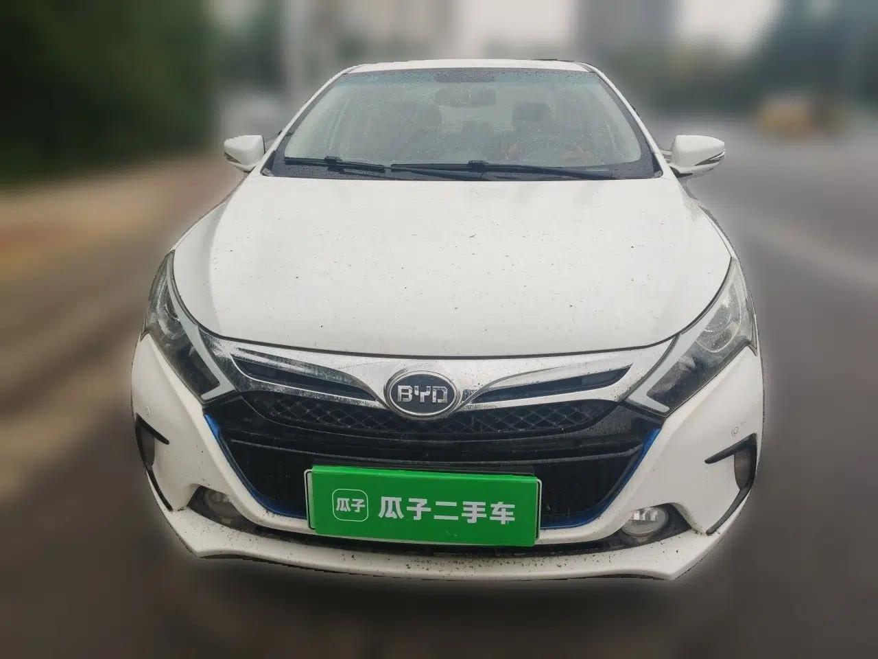 BYD Qin New Energy 2015 1.5T Dual-Crown Flagship Plus Edition — миниатюра 2