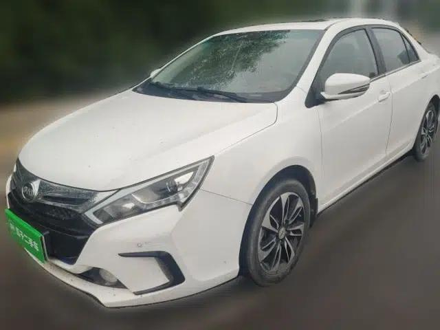 BYD Qin New Energy 2015 1.5T Dual-Crown Flagship Plus Edition