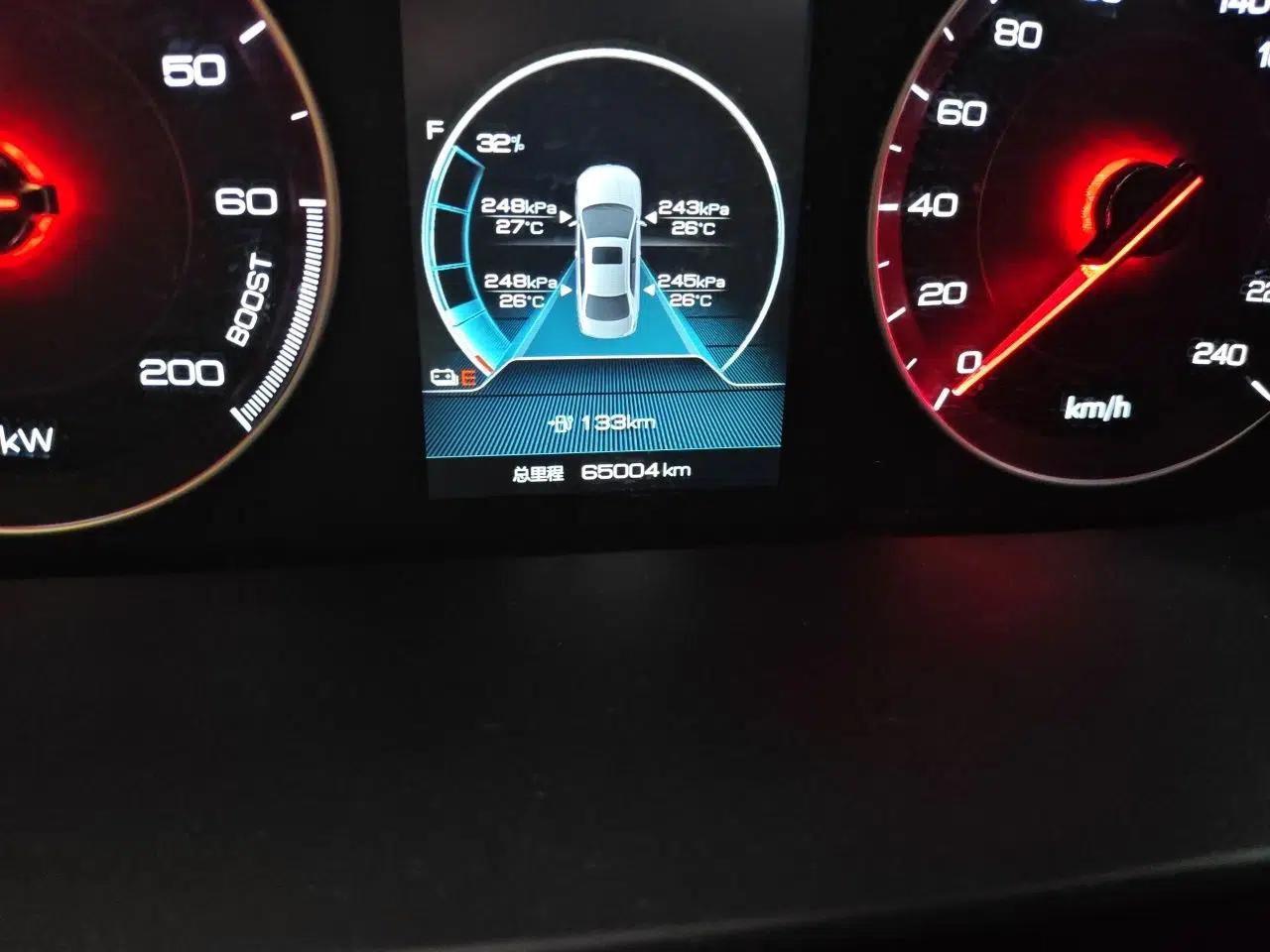 BYD Qin New Energy 2019 High-Range Luxury Model — миниатюра 11