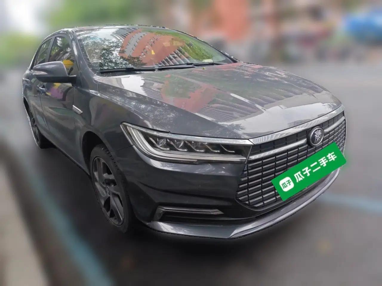 BYD Qin New Energy 2019 High-Range Luxury Model — миниатюра 3