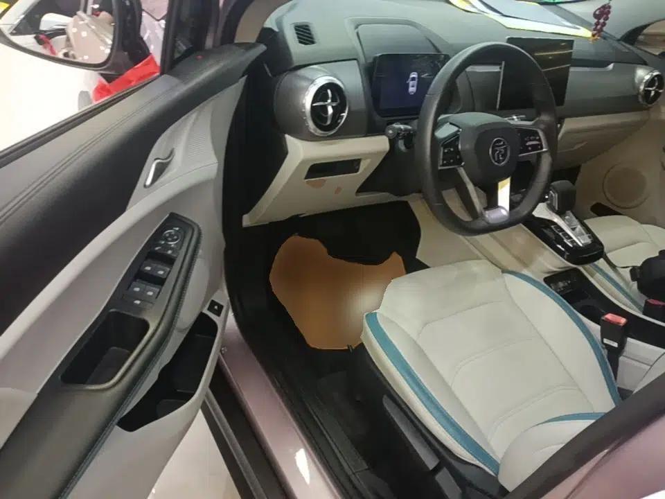 BYD Yuan Pro 2023 401 km Deluxe Version — миниатюра 19