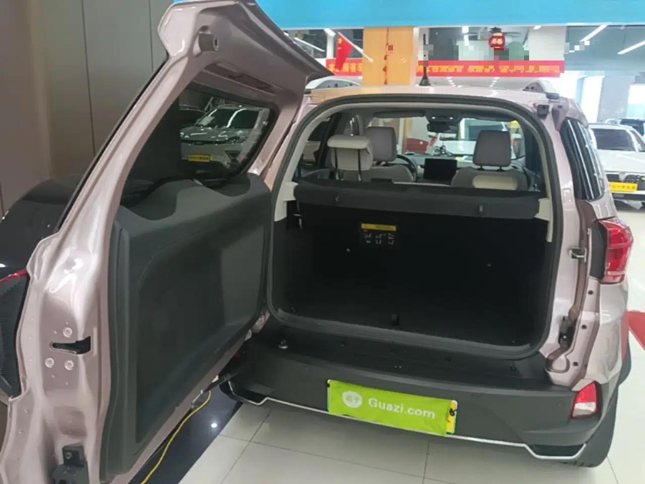 BYD Yuan Pro 2023 401 km Deluxe Version — миниатюра 22