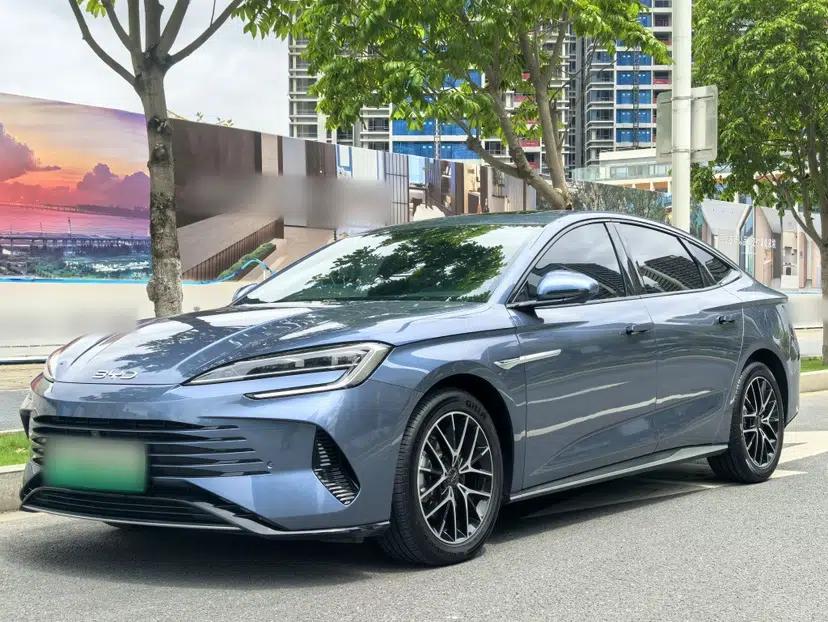 BYD Seal 07 DM-i 2025 DM-i 1.5L 125km Luxury Model — миниатюра 1