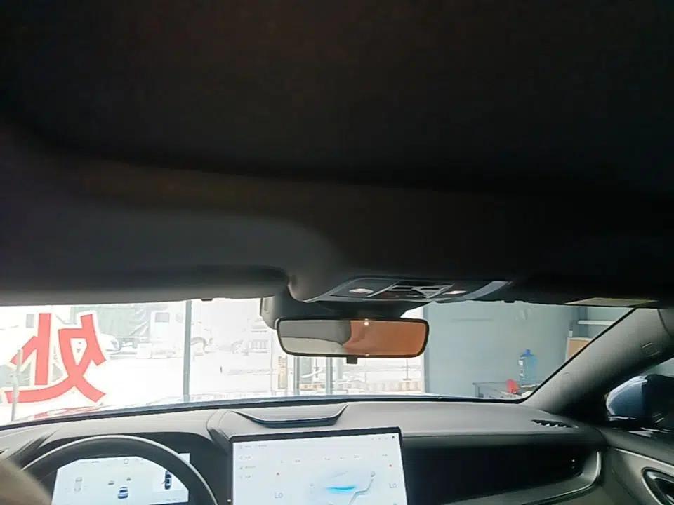BYD Seal 07 DM-i 2025 DM-i 1.5L 125km Luxury Model — миниатюра 22