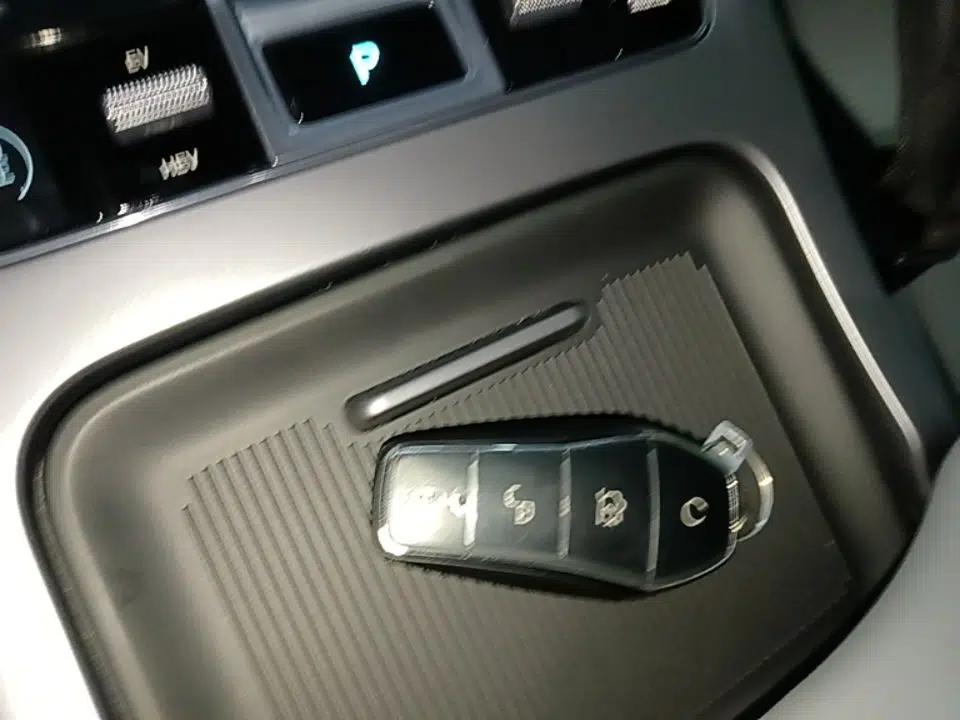 BYD Seal 07 DM-i 2025 DM-i 1.5L 125km Luxury Model — миниатюра 24