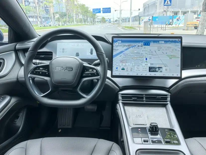 BYD Seal 07 DM-i 2025 DM-i 1.5L 125km Luxury Model — миниатюра 29
