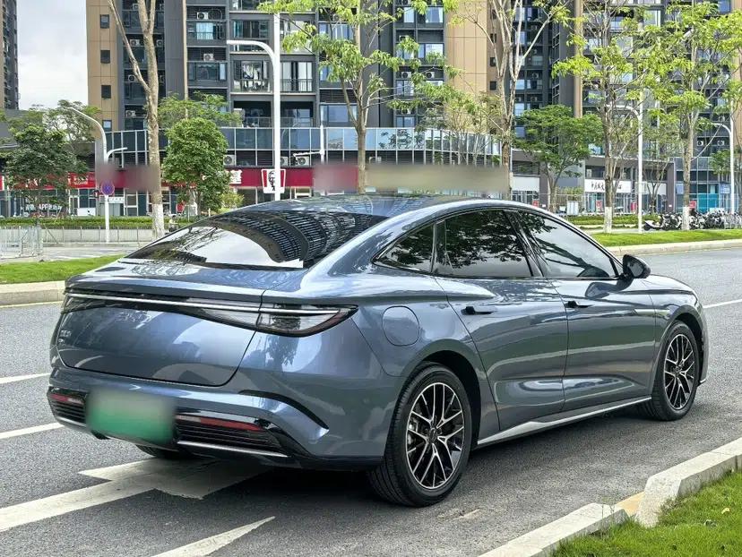 BYD Seal 07 DM-i 2025 DM-i 1.5L 125km Luxury Model — миниатюра 9