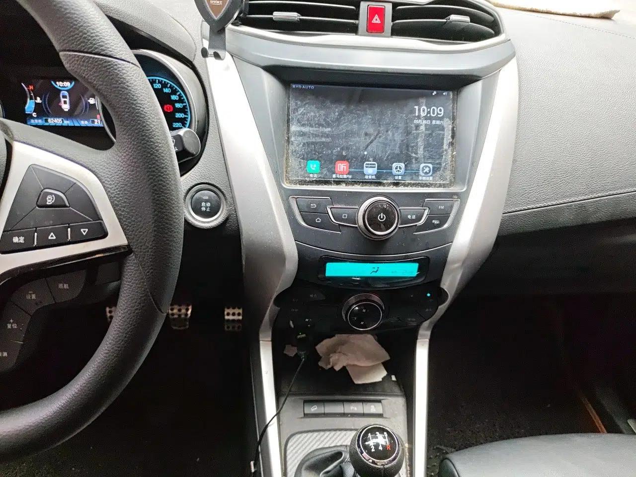 BYD Yuan 2017 1.5L Manual Cool Connect Model — миниатюра 14